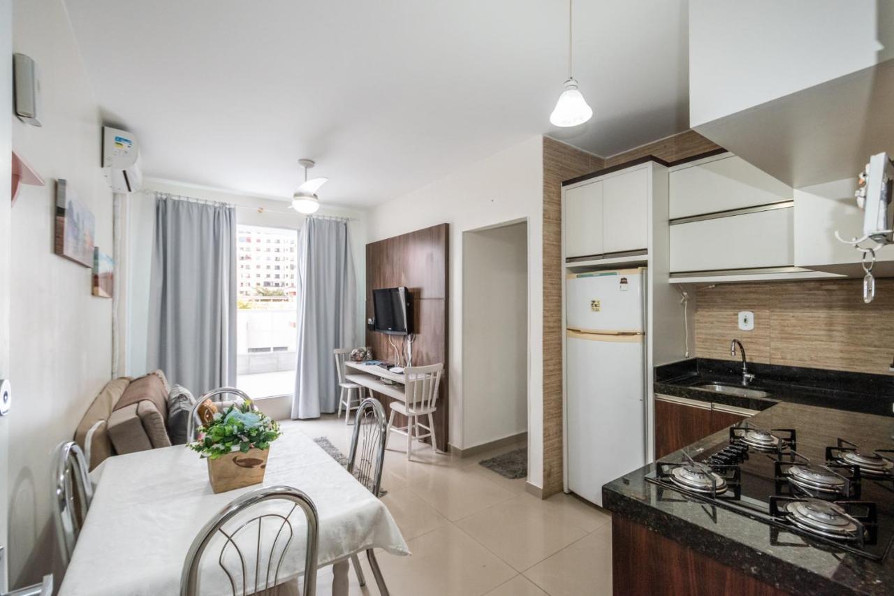 Em Frente Ao Shopping Atlantico! Com Sacada, Garagem E Ar Condicionado Apartman Balneário Camboriú Kültér fotó